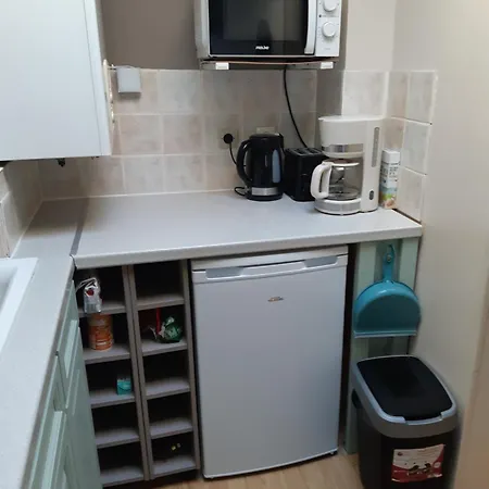 Rm- En Famille Ou Entre Amis-ies En Toute Convivialite Avec A 3min Appartement