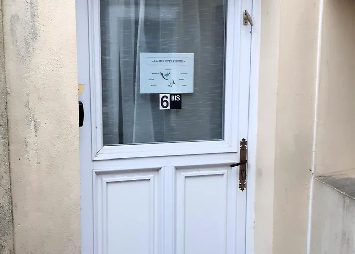 Apartment Rm- En Famille Ou Entre Amis-ies En Toute Convivialite Avec A 3min