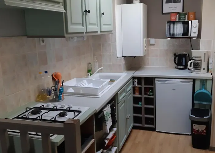 Apartment Rm- En Famille Ou Entre Amis-ies En Toute Convivialite Avec A 3min Etretat