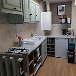 Апартаменты Rm- En Famille Ou Entre Amis-ies En Toute Convivialite Avec A 3min Этрета